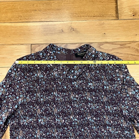 Juicy Couture Black Label Dark Purple Floral 100% Silk Pleated Dress Size Small - Picture 2 of 7